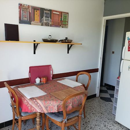 Chambre D'Hotes Les Garrigues Piolenc Exterior photo